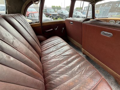 Lot 157 - 1955 Daimler Conquest