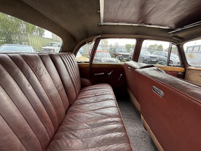 Lot 157 - 1955 Daimler Conquest