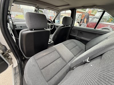 Lot 178 - 1991 BMW 318i - NO RESERVE