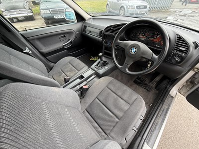 Lot 178 - 1991 BMW 318i - NO RESERVE