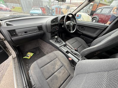 Lot 178 - 1991 BMW 318i - NO RESERVE