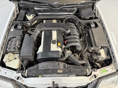 Lot 128 - 1997 Mercedes-Benz SL320