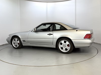 Lot 128 - 1997 Mercedes-Benz SL320