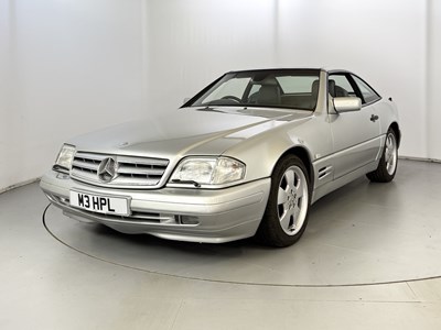 Lot 128 - 1997 Mercedes-Benz SL320