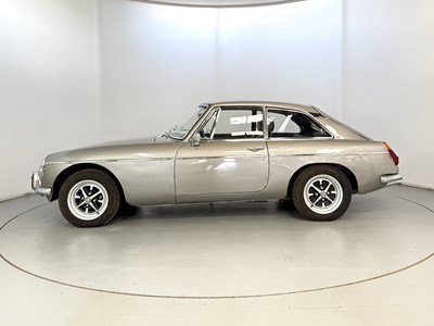 Lot 117 - 1972 MG BGT