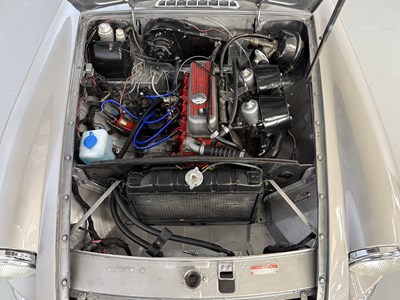 Lot 117 - 1972 MG BGT