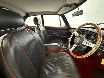 Lot 117 - 1972 MG BGT