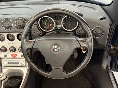 Lot 42 - 2002 Alfa Romeo Spider 3.0 V6