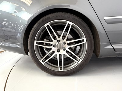 Lot 83 - 2008 Audi S8 V10
