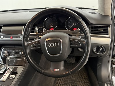 Lot 83 - 2008 Audi S8 V10