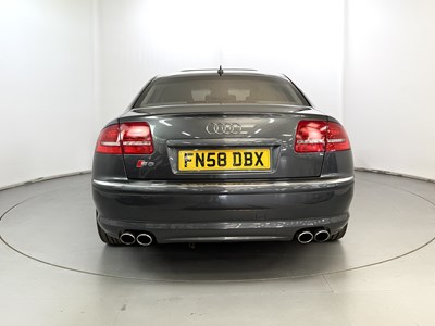 Lot 83 - 2008 Audi S8 V10