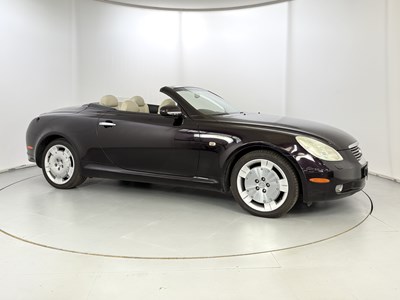 Lot 32 - 2002 Lexus SC430