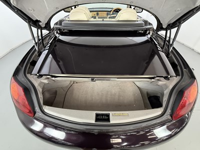 Lot 32 - 2002 Lexus SC430