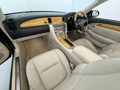 Lot 32 - 2002 Lexus SC430