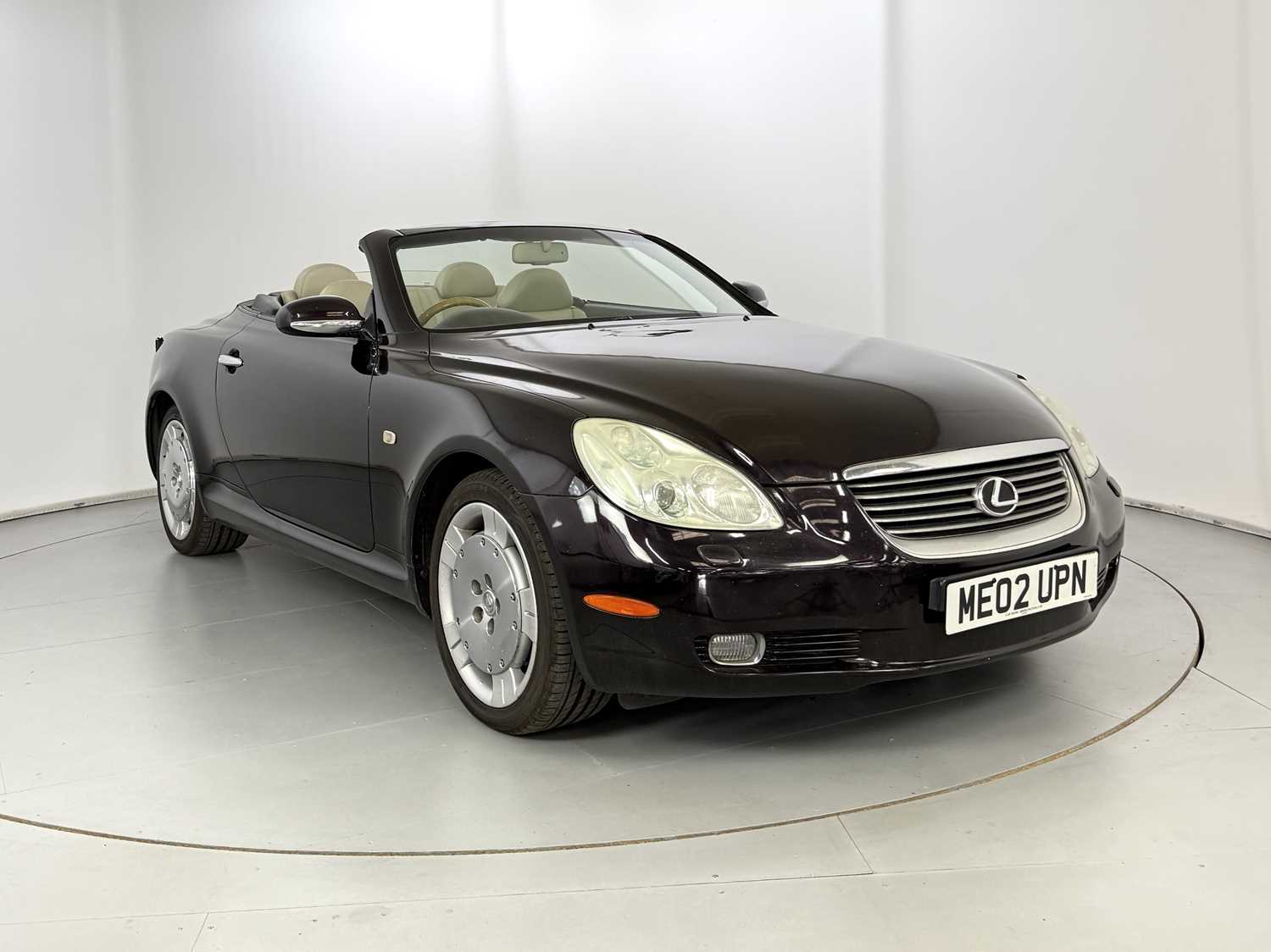 Lot 32 - 2002 Lexus SC430