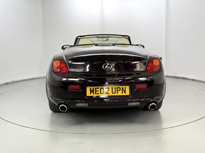 Lot 32 - 2002 Lexus SC430