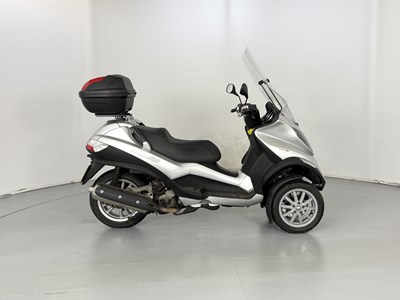Lot 131 - 2010 Piaggio MP3 400