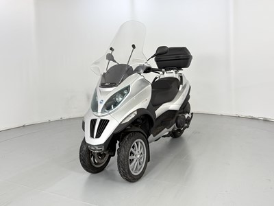 Lot 131 - 2010 Piaggio MP3 400