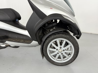 Lot 131 - 2010 Piaggio MP3 400