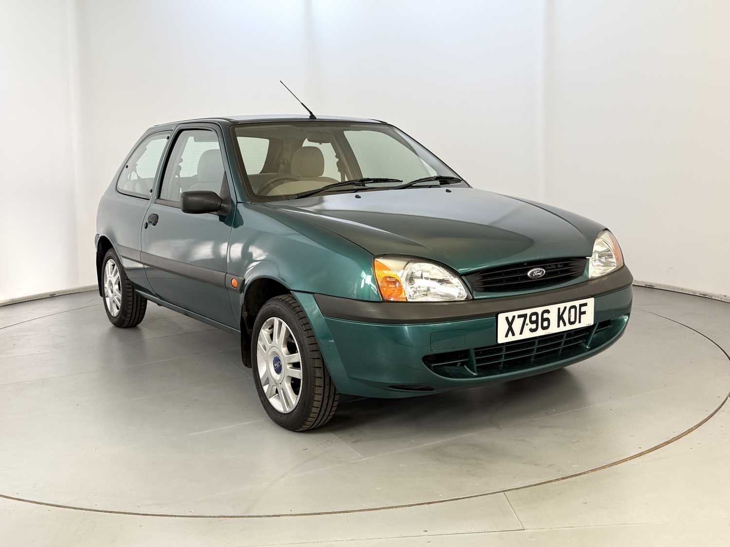 Lot 122 - 2000 Ford Fiesta