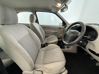 Lot 122 - 2000 Ford Fiesta