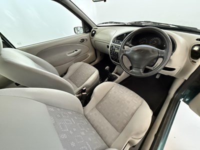 Lot 122 - 2000 Ford Fiesta