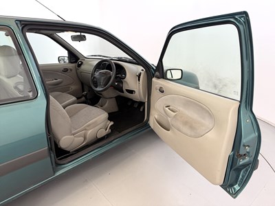 Lot 122 - 2000 Ford Fiesta