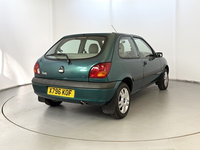 Lot 122 - 2000 Ford Fiesta