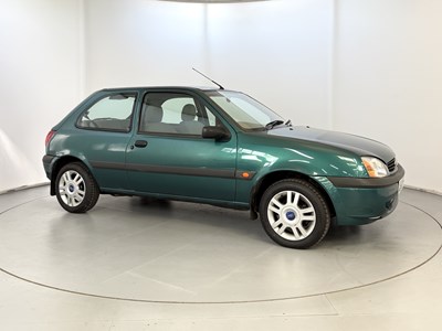 Lot 122 - 2000 Ford Fiesta