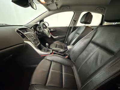 Lot 130 - 2014 Vauxhall Astra - NO RESERVE