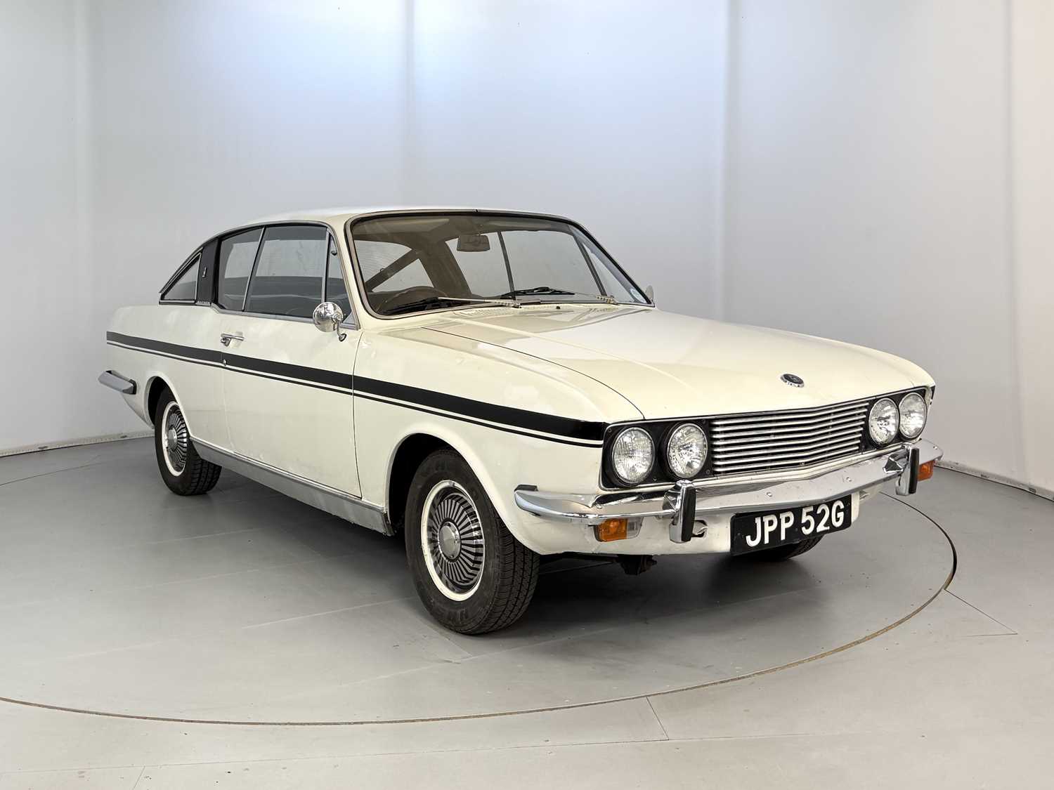 Lot 20 - 1969 Sunbeam Rapier Fastback