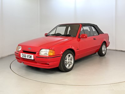 Lot 22 - 1987 Ford Escort XR3i