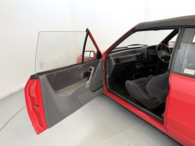 Lot 22 - 1987 Ford Escort XR3i