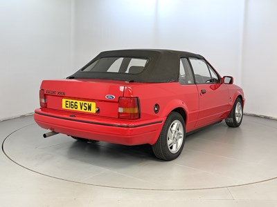 Lot 22 - 1987 Ford Escort XR3i