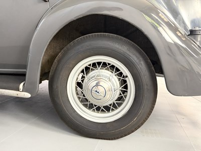 Lot 80 - 1936 Ford Model 48 Saloon