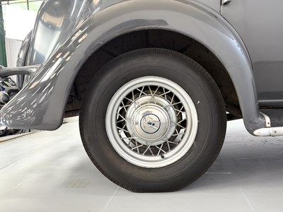 Lot 80 - 1936 Ford Model 48 Saloon