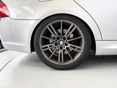 Lot 82 - 2009 BMW 335i
