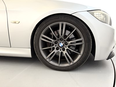 Lot 82 - 2009 BMW 335i