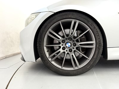 Lot 82 - 2009 BMW 335i
