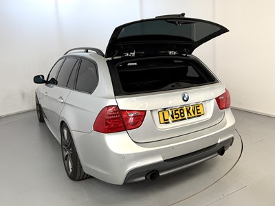 Lot 82 - 2009 BMW 335i