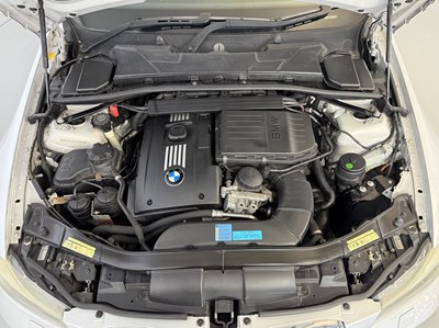 Lot 82 - 2009 BMW 335i