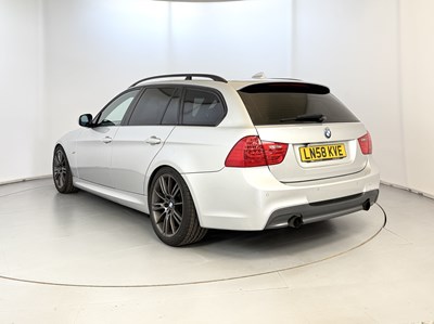 Lot 82 - 2009 BMW 335i