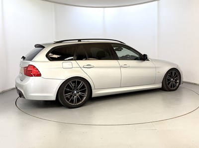 Lot 82 - 2009 BMW 335i