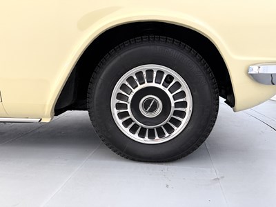 Lot 66 - 1973 Triumph 2000