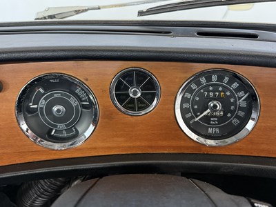 Lot 66 - 1973 Triumph 2000