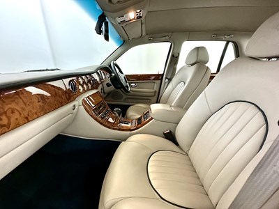 Lot 19 - 2001 Bentley Arnage Red Label