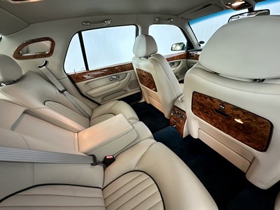 Lot 19 - 2001 Bentley Arnage Red Label