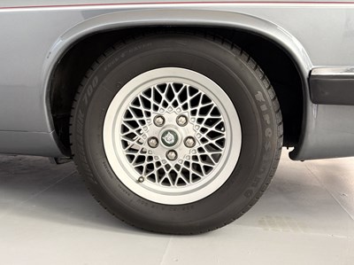 Lot 34 - 1988 Jaguar XJS V12 Cabriolet