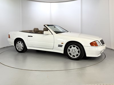 Lot 3 - 1994 Mercedes-Benz SL280