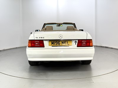 Lot 3 - 1994 Mercedes-Benz SL280